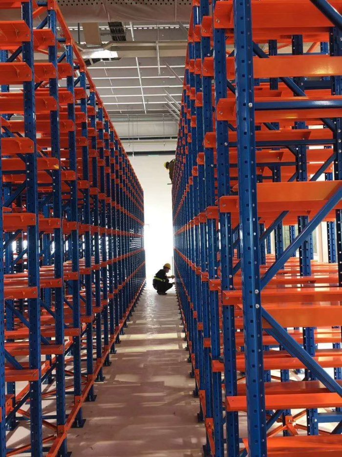 重型（xíng）貨架（jià）